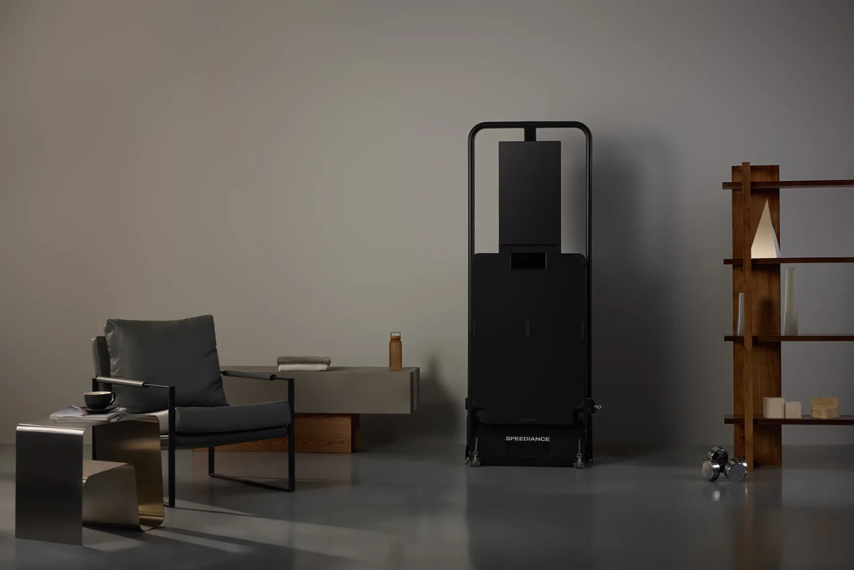 Gym Monster 3 replié dans un salon au style soigné