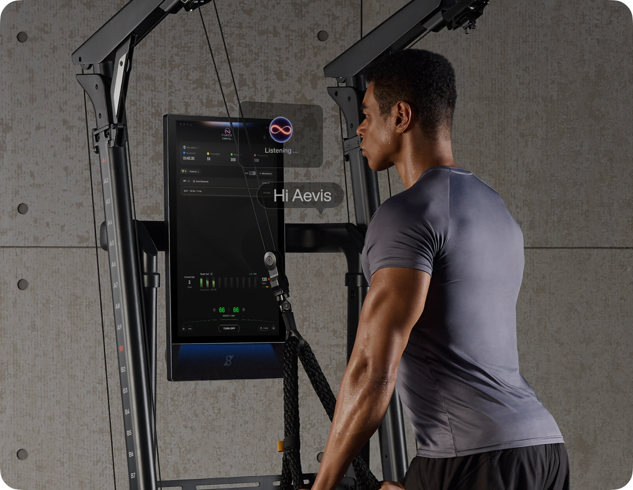 Athlète s'entraînant avec la résistance numérique du Gym Monster Ultra